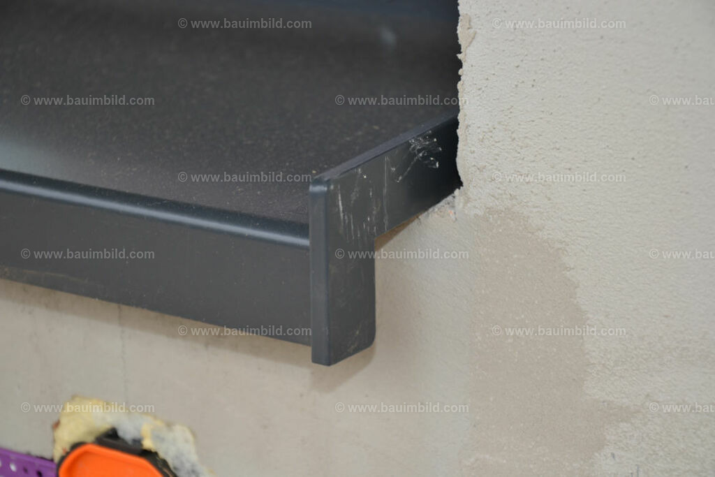 bib-lg14-fenster-0104 | Nach LV-Leistungsgruppen sortierte Detailfotos über den Bau eines Hauses. Alle Hausbau-Bilder direkt vom Urheber und Autor der Website Haus-Selber-Bauen.com