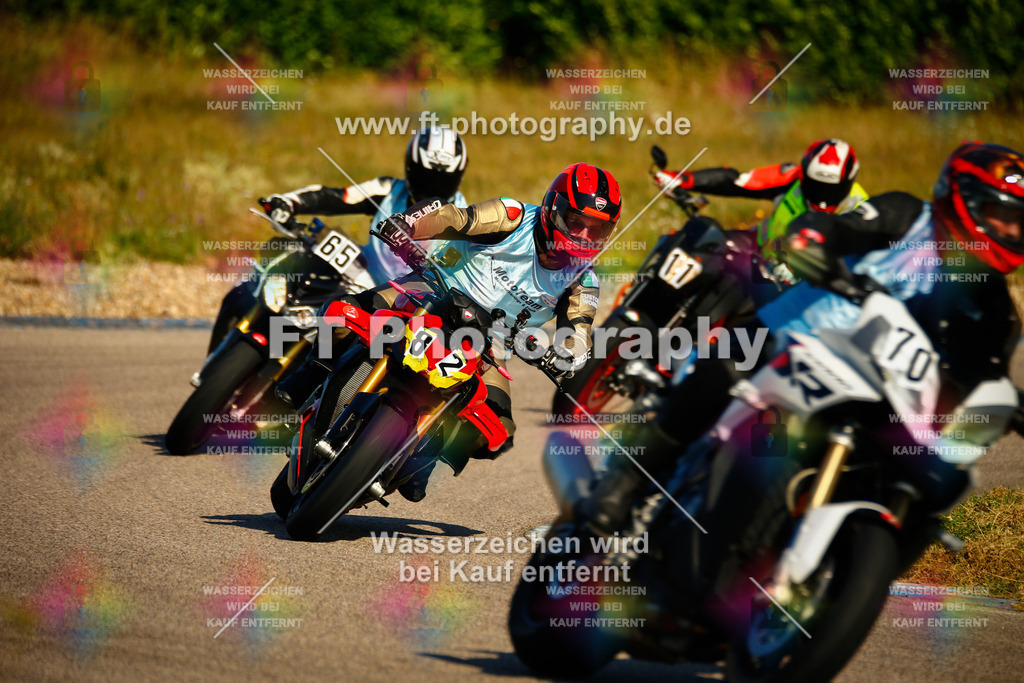 _MOT8888 | Hier findet Ihr Bilder von Touristenfahrten auf der Nürburgring Nordschleife oder von anderen Veranstaltungen die ich besucht habe. Viel Spass beim Durch Schauen 