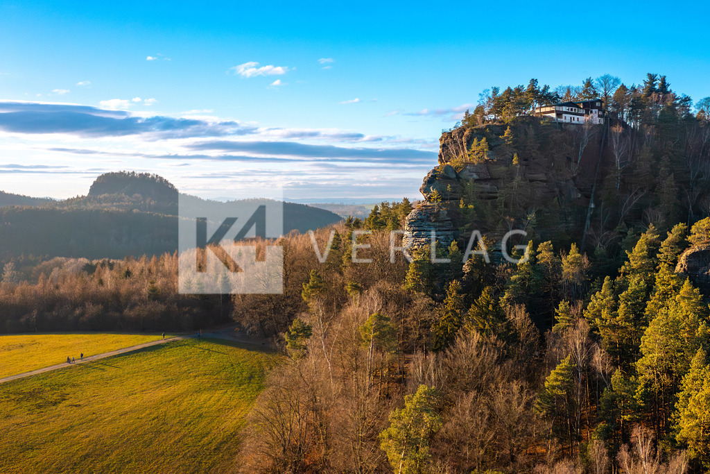 Wandbild-Rauenstein-Luftbild-DJI_0362 | Rauenstein aus der Luft in der Sächsischen Schweiz - Realisiert mit Pictrs.com