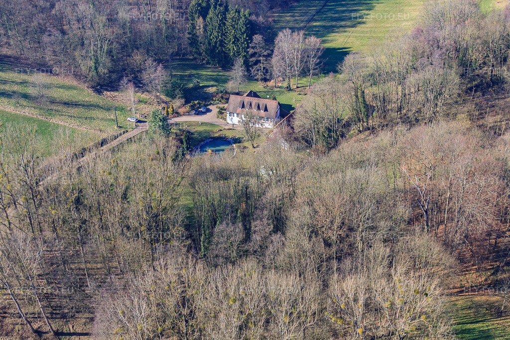 Vue aérienne: Sauermatten am Wintzenbaechel à Memmelshoffen dans le département Bas Rhin, France.Photo: IMG_37390.jpg prise le 07/02/2011 par Werner Riehm/FLY-FOTO.euRésolution de l'original: 4752 x 3168 px