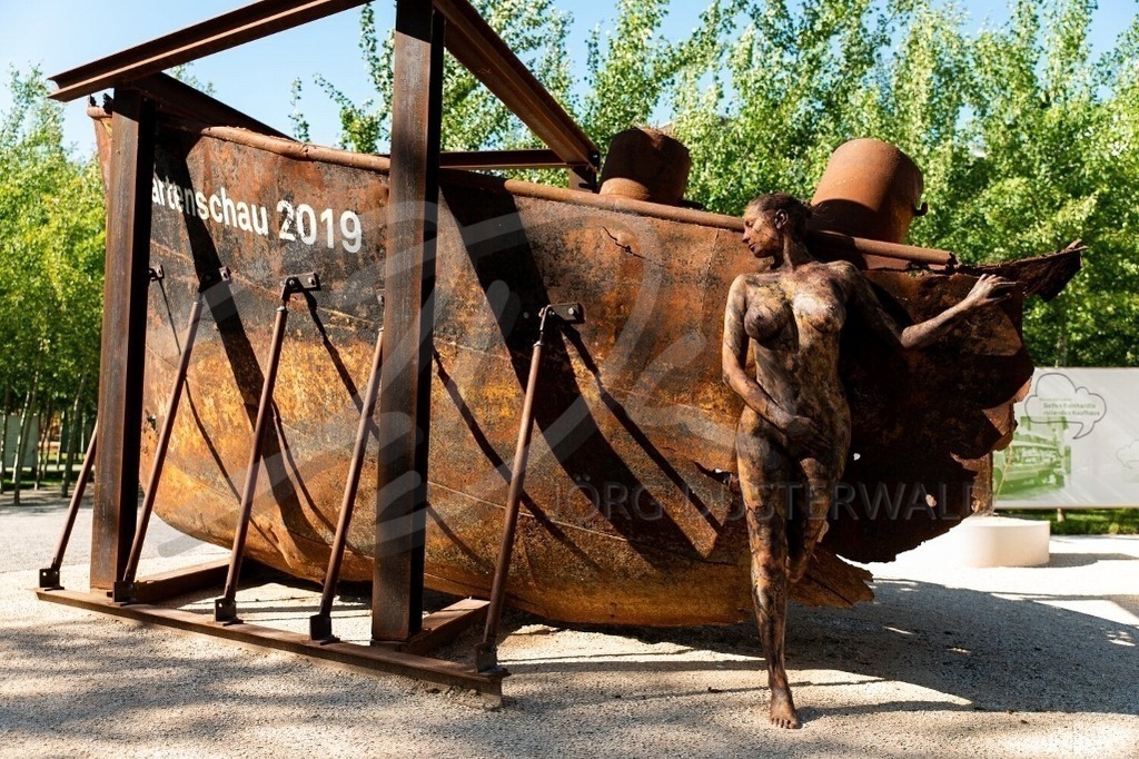 Camouflage-ROST_3494a2 | #006 | Modell: Fee | Foto: Mario Mach - Realisiert mit Pictrs.com