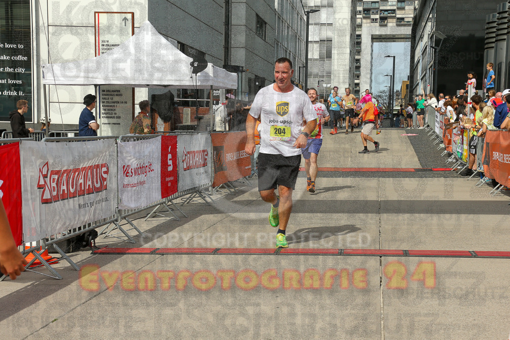 250920_1331_EX1_5248 | Sportfotografie im Rhein-Sieg Kreis, Köln, Bonn, NRW, Rheinland Pfalz, Hessen, etc. Unser Tätigkeitsfeld umfasst den Laufsport vom Volkslauf über den Marathon, Duathlon, Triathon bis zum Ultralauf wie Kölnpfad Ultra oder Schindertrail.