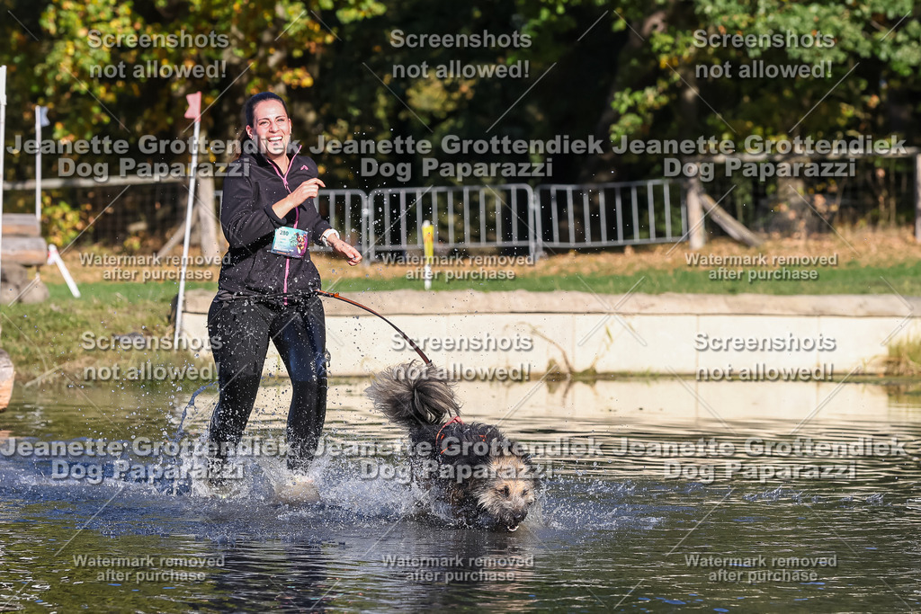 Dog Paparazzi - Strongdog 10-25-8744 | Dog Paparazzi Jeanette Grottendiek Fotografie & Videografie - Realisiert mit Pictrs.com