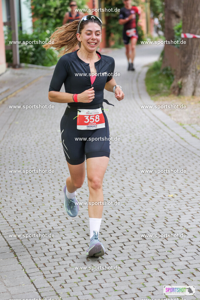 KSZ_8851 | Stadttriathlon Erding 2025. #yourpictrs #sportshot_your_pictrs @Sportshotphotography #stadttriathlonerding Copyright: www.sportshot.de