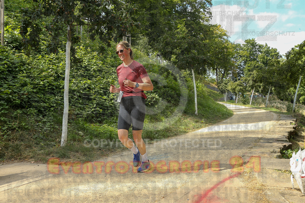 250824_1509_EX1_8592 | Sportfotografie im Rhein-Sieg Kreis, Köln, Bonn, NRW, Rheinland Pfalz, Hessen, etc. Unser Tätigkeitsfeld umfasst den Laufsport vom Volkslauf über den Marathon, Duathlon, Triathon bis zum Ultralauf wie Kölnpfad Ultra oder Schindertrail.