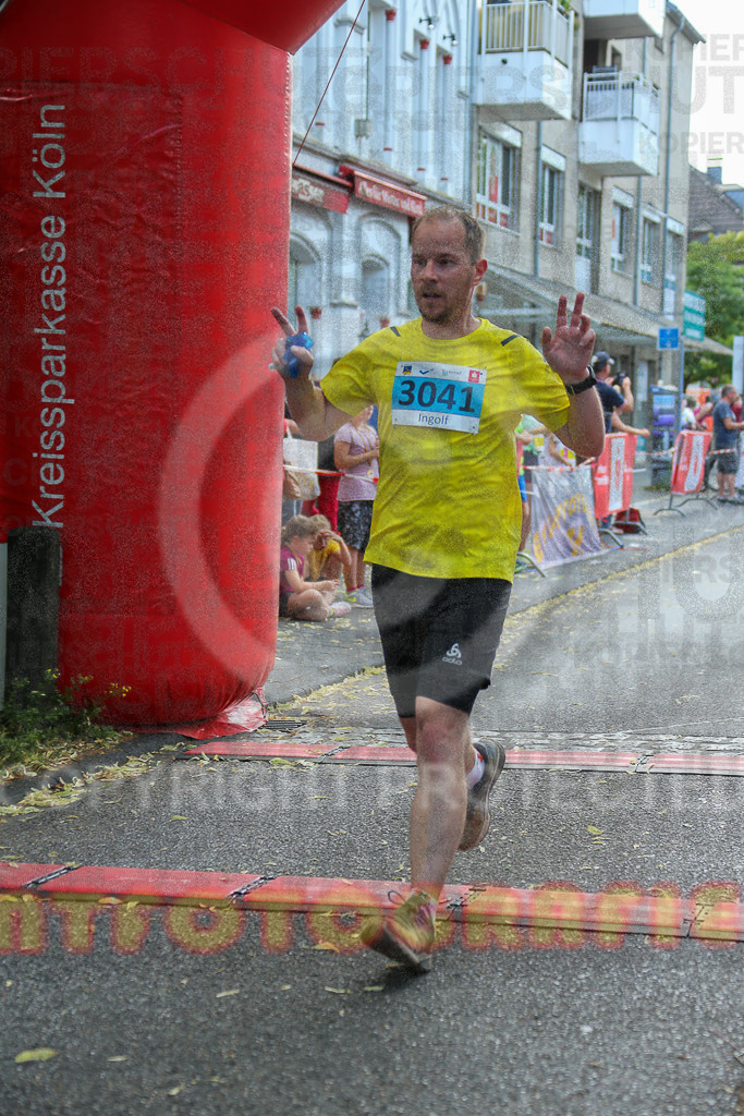 220625_1722_EX1_6688 | Sportfotografie im Rhein-Sieg Kreis, Köln, Bonn, NRW, Rheinland Pfalz, Hessen, etc. Unser Tätigkeitsfeld umfasst den Laufsport vom Volkslauf über den Marathon, Duathlon, Triathon bis zum Ultralauf wie Kölnpfad Ultra oder Schindertrail.