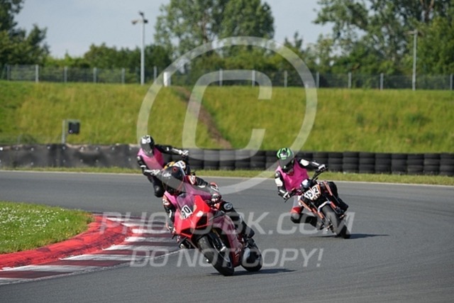 2024_06_21_PBK_13087 | Sportfotografie; SlowMotion; Video; Rennstrecke; Hafeneger; Speer; Racing; RSE; BMW; CBO; Trackday; Motorsportarena; Hockenheimring; Brno; Most; Barcelona; Valencia