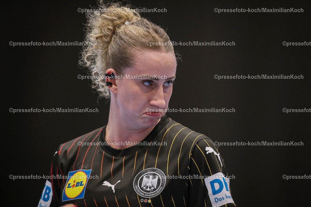 DueDHB03032402183 | 03.03.2024, Handball, Düsseldorf, Mitsubishi Electric Halle, Frauen EHF EURO Qualifikation, Spieltag 4, Deutschland - Slowakei: Mia Zschocke (18, Deutschland)
