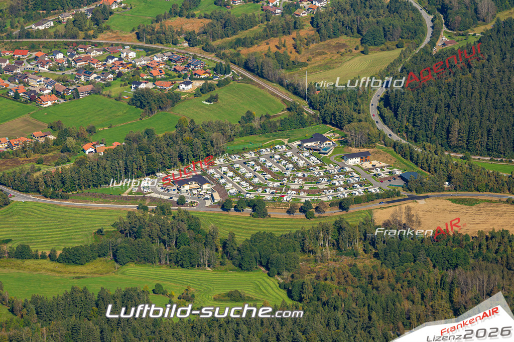 Aktuelles Luftbild von Camping Bodenmais Kauf mit Lizenz / Bildrechten möglich- Die Luftaufnahme wurde 2021 mittels UL-Flugzeug erstellt ( keine Drohne ) - hochauflösende Kamera-Systeme von  Canon -Beste Qualität - Für grossformatige Ausdrucke geeignet. Die Geschenkidee !