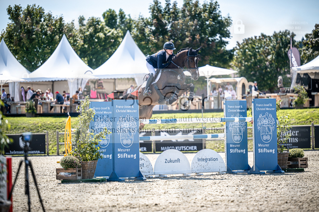 DOS_4878 | Entdecke hochwertige Reitturnierfotos von Foto Oger. Professionell, emotional und authentisch – jetzt Lieblingsmomente im Shop bestellen. - Realisiert mit Pictrs.com