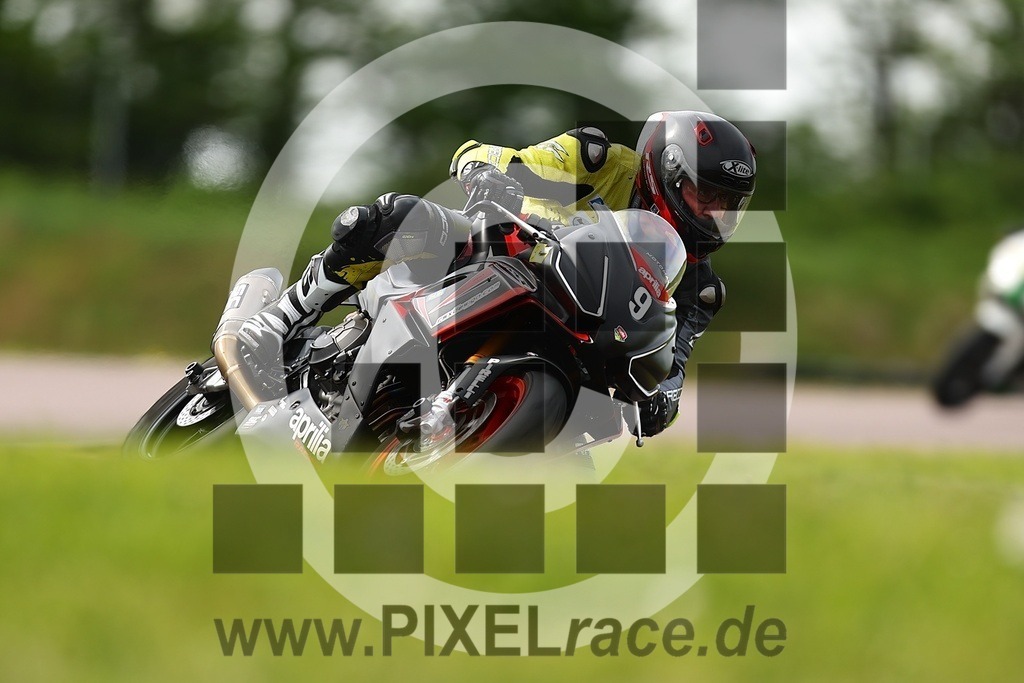 0009_1-20260503_00696 | Schöne Erinnerungen an spannende Momente - das festzuhalten ist unser Job. PIXELrace.de ist seit 2003 auf den Rennstrecken Europas unterwegs um die Action draußen beim Fahren und die wunderbare Stimmung imm Fahrerlager für euch einzufangen.