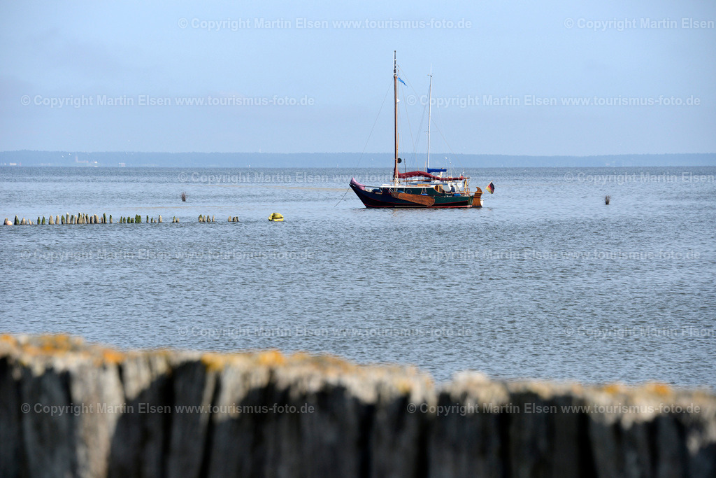 Cuxhaven_ELS4523200713a | Cuxhaven - Aufnahmedatum: 17.07.2013, Aufnahmehöhe:  m, Koordinaten:  - , Bildgröße: 7360 x  4912 Pixel - Copyright 2013 by Martin Elsen, Kontakt: Tel.: +49 157 74581206, E-Mail: info@schoenes-foto.deSchlagwörter: - Realisiert mit Pictrs.com