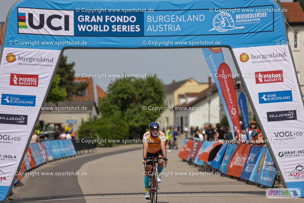 VJ__9577 | Neusiedlersee Radmarathon 2026@sportshot_your_pictrs #yourpictures#roadtowm2029 #nrm #neusiedlerseeradmarathon #neusiedlersee #neusiedlerseetourismus #burgenland #mörbisch #nrm26 #burgenlandtourismus #voglundco #poweredbyburgenlandtourismus #radsport #rad #marathon #ucigranfondo #visitburgenland #ucigranfondoworldseries