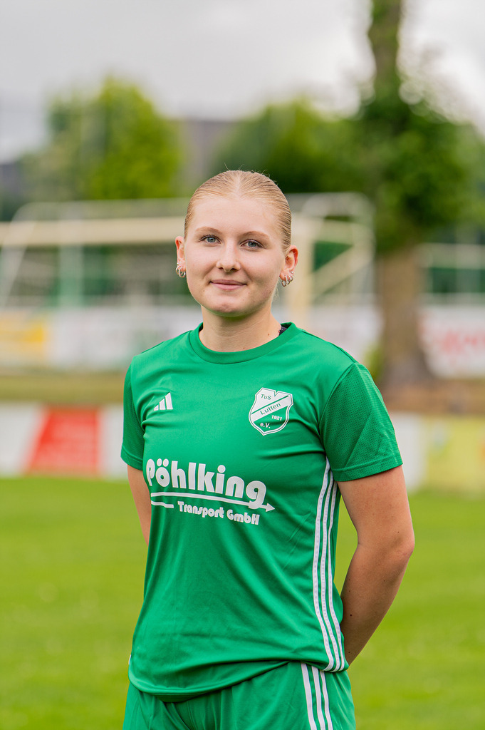 Fußball I Damen I Saison 2026-2027 I Mannschaftsfoto I TuS Lutten I Oberliga Niedersachsen I 5157 | jns.sportfotos - Realisiert mit Pictrs.com