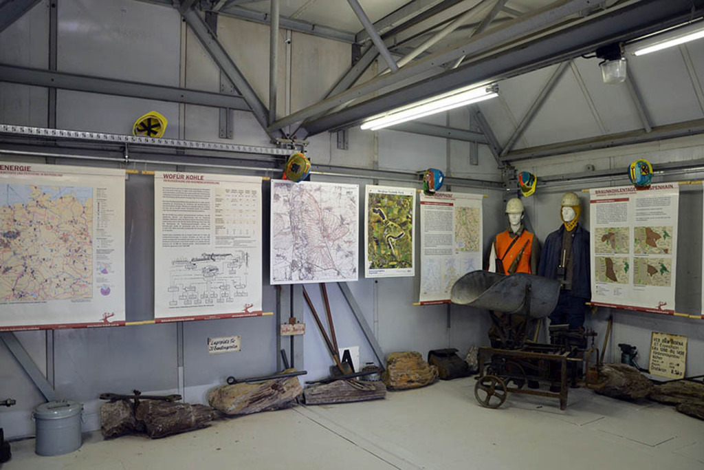 Bildlexikon Leipzig - Bergbau-Technik-Park | Das Team hinter BILDLEXIKON LEIPZIG bündelt historische wie aktuelle Informationen über die Stadt Leipzig in Text und Bild auf einer Plattform und stellt diese der interessierten Öffentlichkeit zur Verfügung.