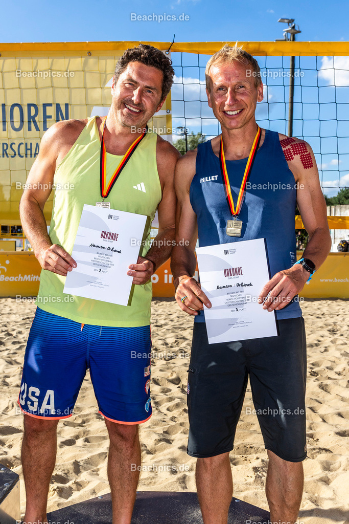 2025-200087336-Deutsche-Senioren-Beach-Meisterschaft |  31.08.2025; Berlin Foto: Gerold Rebsch - www.beachpics.de