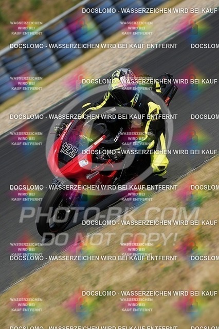 2025_06_19_PBK_16158 | Sportfotografie; SlowMotion; Video; Rennstrecke; Hafeneger; RSE; Speer; Trackday; Motorsportarena; Hockenheimring; Brno; Most; Barcelona; Valencia, Benny; Kaetzmer;
