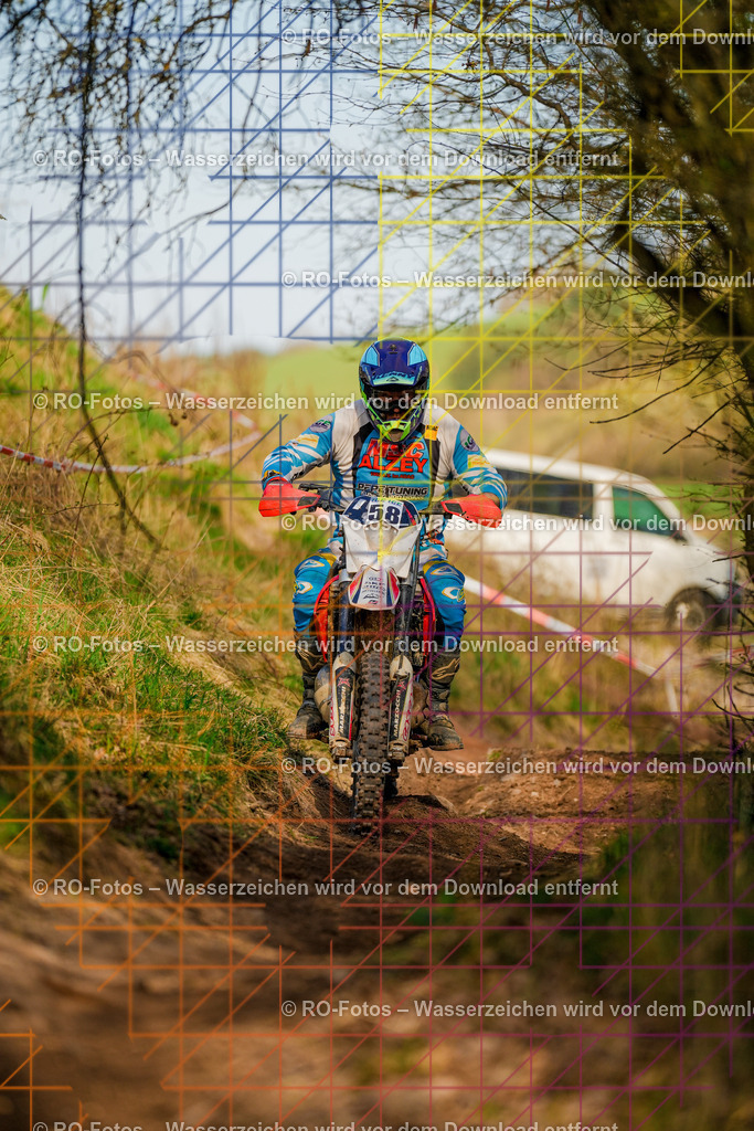 3 Lauf Mernes-1449 | Sportfotografie von RO-Fotos: Motorsport, Motocross, Enduro, Laufveranstaltungen und Triathlon. Professionelle Fotos von Sportlern und Events. - Realisiert mit Pictrs.com