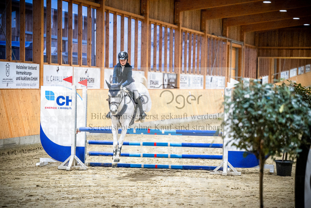 DOS_0068 | Entdecke hochwertige Reitturnierfotos von Foto Oger. Professionell, emotional und authentisch – jetzt Lieblingsmomente im Shop bestellen.Deutschlandweite Turnierfotografie. - Realisiert mit Pictrs.com