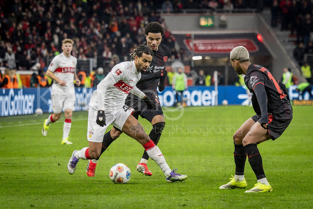 German Bundesliga, Bayer 04 Leverkusen vs. VfB Stuttgart, 10.01.2026 | LEVERKUSEN, GERMANY - JANUARY 10: Badredine Bouanani (VfB Stuttgart, 27) during the German Bundesliga match on gameday 16 between Bayer 04 Leverkusen vs. VfB Stuttgart at BayArena on January 10, 2026 in Leverkusen, Germany. DFL REGULATIONS PROHIBIT ANY USE OF PHOTOGRAPHS AS IMAGE SEQUENCES AND/OR QUASI-VIDEO.