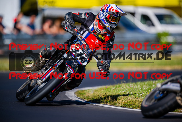 MaZZes_FotoMatrix_220702_1822 | S4