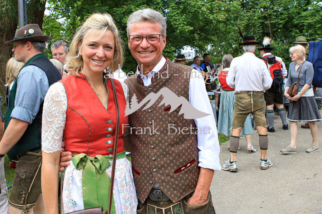 OE7A3826 | Bernd Sibler, mit Ehefrau Michaela, prominenter Besucher des Drumherum 2022