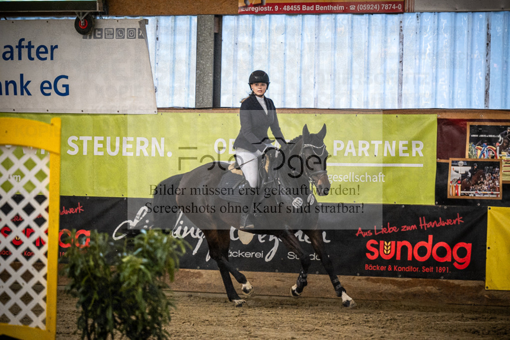DOS_0484 | Entdecke hochwertige Reitturnierfotos von Foto Oger. Professionell, emotional und authentisch – jetzt Lieblingsmomente im Shop bestellen.Deutschlandweite Turnierfotografie. - Realisiert mit Pictrs.com