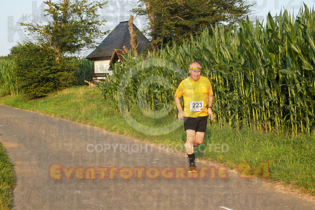 240802_1936_EV4_3916 | Sportfotografie im Rhein-Sieg Kreis, Köln, Bonn, NRW, Rheinland Pfalz, Hessen, etc. Unser Tätigkeitsfeld umfasst den Laufsport vom Volkslauf über den Marathon, Duathlon, Triathon bis zum Ultralauf wie Kölnpfad Ultra oder Schindertrail.