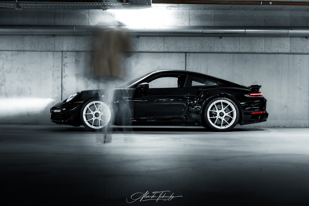 911 Turbo 992 | Entdecken Sie die faszinierende Welt von Alexander Tschuncky Arts: Kreative Fotografie, atemberaubende Automobilkunst und hochwertiger Bilderdruck. Lassen Sie sich inspirieren! - Realisiert mit Pictrs.com