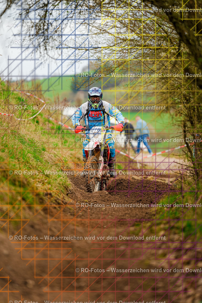5 Lauf Mernes-709 | Sportfotografie von RO-Fotos: Motorsport, Motocross, Enduro, Laufveranstaltungen und Triathlon. Professionelle Fotos von Sportlern und Events. - Realisiert mit Pictrs.com