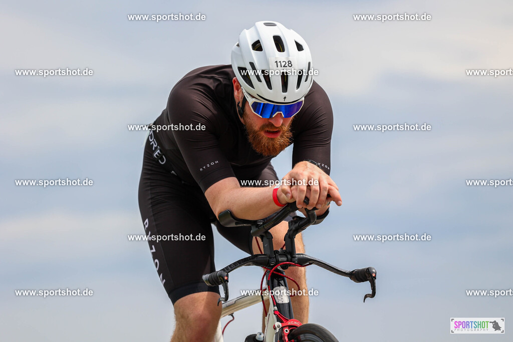 BR8A4941 | Stadttriathlon Erding 2025. #yourpictrs #sportshot_your_pictrs @Sportshotphotography #stadttriathlonerding Copyright: www.sportshot.de