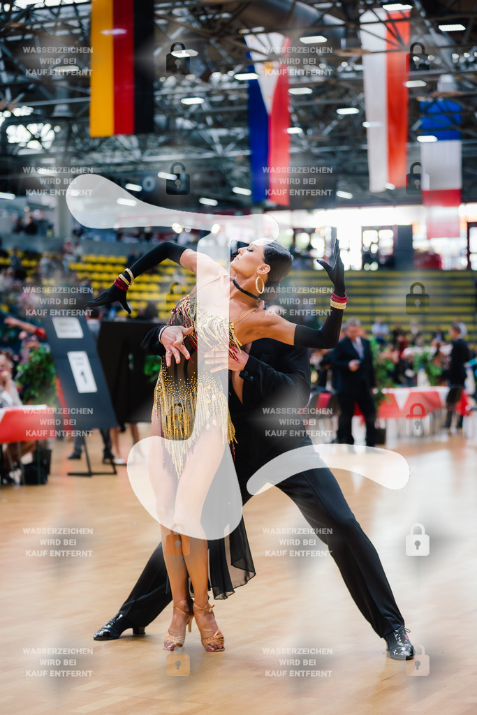 Hessen Tanzt WDSF International Open Latin 9th (12) Philip Andraus _ Ekaterina Tsvetkov (TTC Fortis Nova Maintal)-2025-05-18-2951 | Webshop for digital downloads and prints of dance sport, event & show photographer Julian Link - Realisiert mit Pictrs.com
