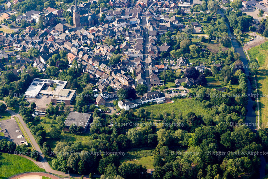 Luftbilder-Wachtendonk-Kreis-Kleve-9600 | Luftbilder Wachtendonk am Niederrhein Burg Niers Mittelalter Freizeit Luftbildfotografie - Realisiert mit Pictrs.com