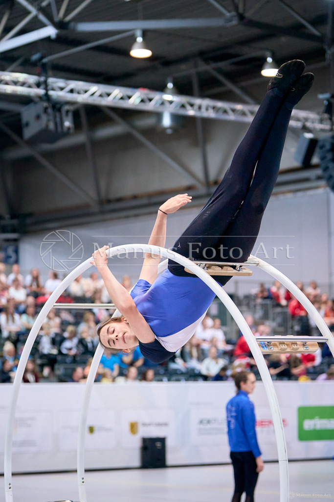 A-DSC03023 | Professionelle Sportfotografie in Hamburg, Schleswig-Holstein und Niedersachsen – spezialisiert auf Rhönrad, Geräteturnen, Leistungsturnen und rhythmische Sportgymnastik. Bundesweite Begleitung von Rhönrad-Events. Jetzt Sport-Fotos - Realisiert mit Pictrs.com