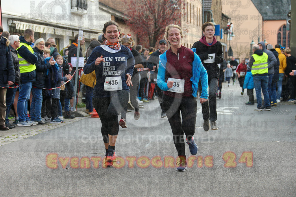 221127_1054_EX1_1183 | Sportfotografie im Rhein-Sieg Kreis, Köln, Bonn, NRW, Rheinland Pfalz, Hessen, etc. Unser Tätigkeitsfeld umfasst den Laufsport vom Volkslauf über den Marathon, Duathlon, Triathon bis zum Ultralauf wie Kölnpfad Ultra oder Schindertrail.