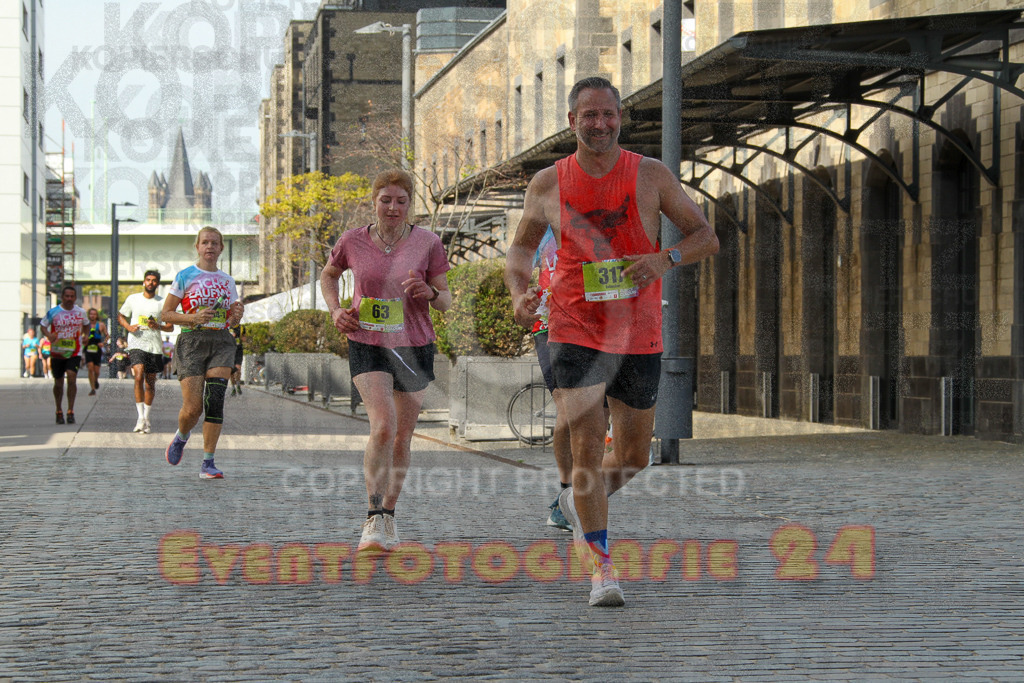 250920_1459_EV4_7805 | Sportfotografie im Rhein-Sieg Kreis, Köln, Bonn, NRW, Rheinland Pfalz, Hessen, etc. Unser Tätigkeitsfeld umfasst den Laufsport vom Volkslauf über den Marathon, Duathlon, Triathon bis zum Ultralauf wie Kölnpfad Ultra oder Schindertrail.