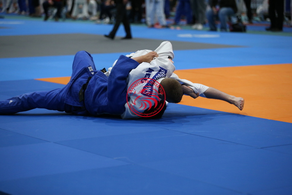 AT3Y2361 | Fotos vom Adler Cup - Pictures from Adler Cup

Hier findet Ihr alle Eindrücke und großen Momente der Adler Cup Wochenenden. Here you will find all impressions and great moments of the Adler Cup weekends. - Realisiert mit Pictrs.com