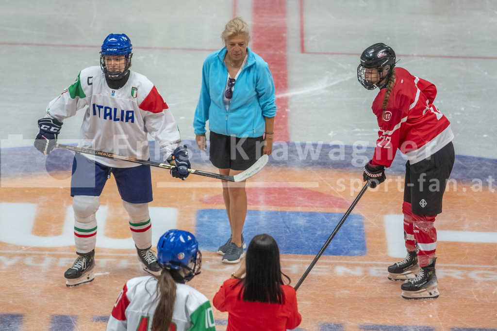 Dameneishockey | Dameneishockey, U18 Turnier am 31.08.2024 in Spittal (Eis-Sport-Arena - Sportzentrum Spittal), Austria, (Photo by Ernst Krawagner sport-fan.at) - Realisiert mit Pictrs.com