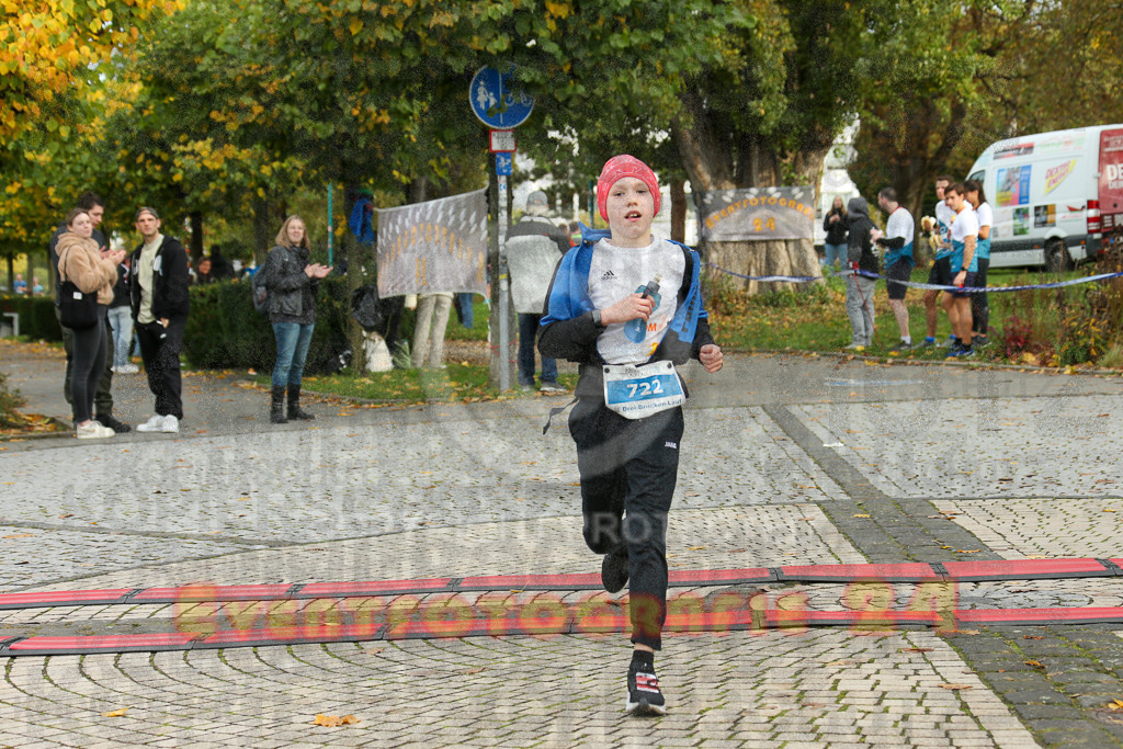 241020_1013_EX1_8240 | Sportfotografie im Rhein-Sieg Kreis, Köln, Bonn, NRW, Rheinland Pfalz, Hessen, etc. Unser Tätigkeitsfeld umfasst den Laufsport vom Volkslauf über den Marathon, Duathlon, Triathon bis zum Ultralauf wie Kölnpfad Ultra oder Schindertrail.