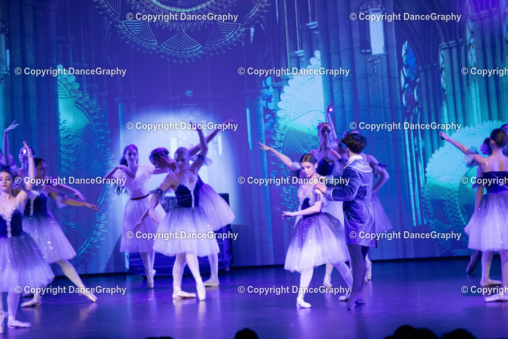 GPHY1593 | DanceGraphy - Realisiert mit Pictrs.com