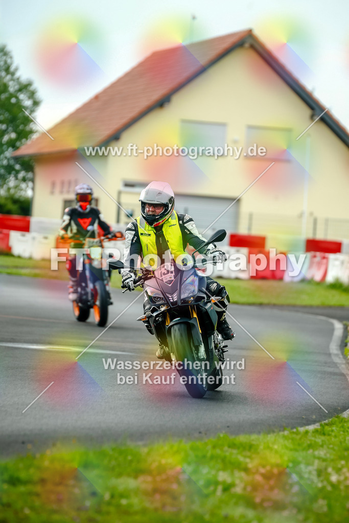 VBK-4035 | Hier findet Ihr Bilder von Touristenfahrten auf der Nürburgring Nordschleife oder von anderen Veranstaltungen die ich besucht habe. Viel Spass beim Durch Schauen 