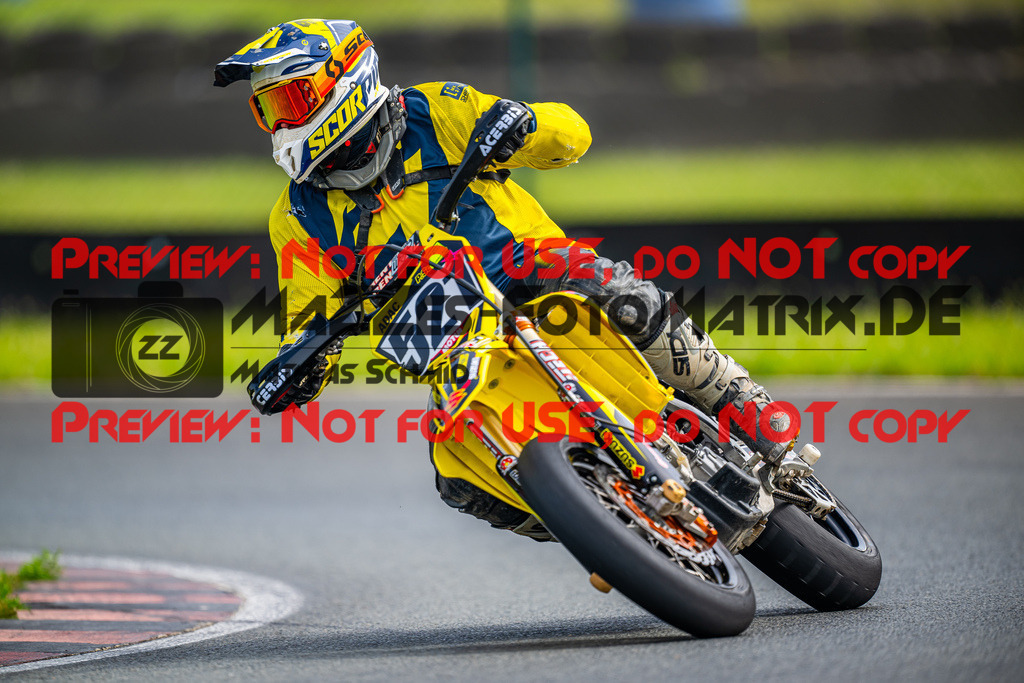 MaZZes_FotoMatrix_240621_6007705_8497 | GELB