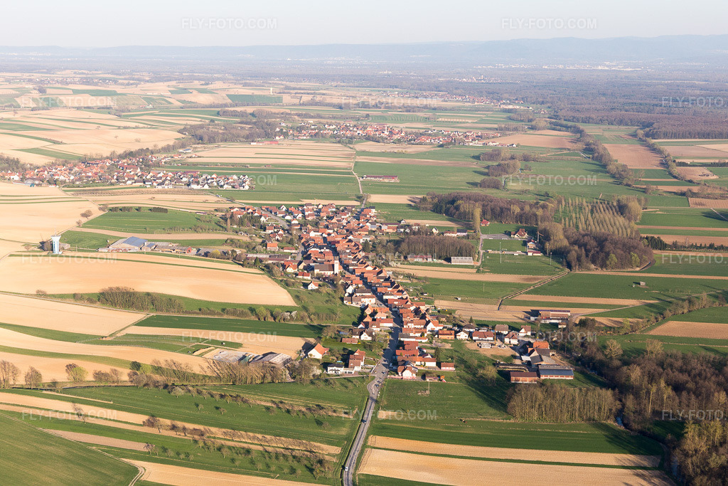 Aerial view: View of the town in Oberrœdern in the state Bas-Rhin, France.Photo: IMG_097801.jpg taken on 03/27/2017 by Werner Riehm/FLY-FOTO.comResolution of the original: 5472 x 3648 px