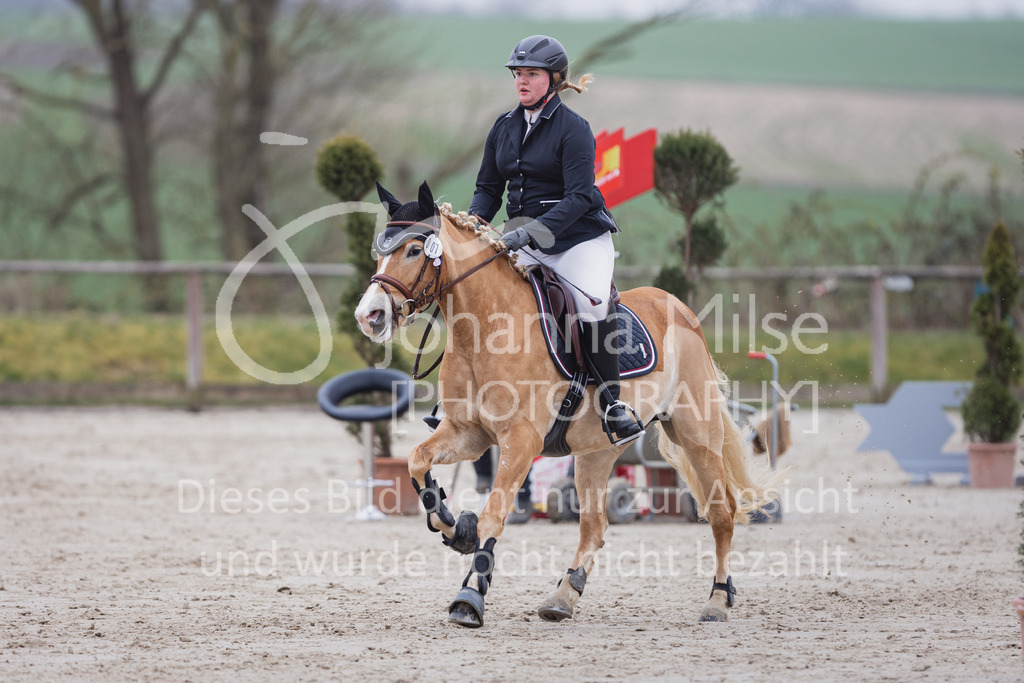 230408_Frühlingsfest_SpringreiterWB-156 | Deine schönsten Turniermomente als professionelle Fotos! Entdecke hochwertige Pferdesport-Fotografie im Online-Shop. Jetzt Fotos finden & bestellen!