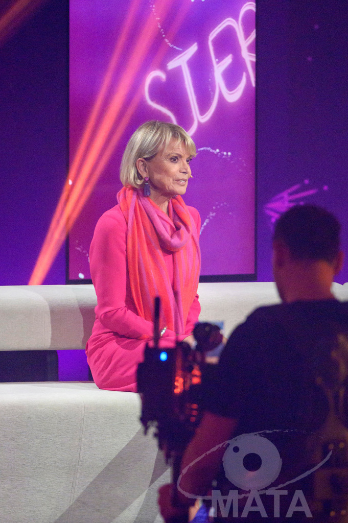 _DWA1602 | Uschi Glass bei '30 Jahre Sternstunden-Gala 2023' in der Frankenhalle. Nürnberg, 15.12.2023 - Realisiert mit Pictrs.com