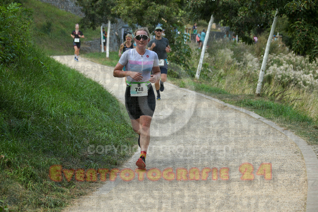250824_1434_EX1_6688 | Sportfotografie im Rhein-Sieg Kreis, Köln, Bonn, NRW, Rheinland Pfalz, Hessen, etc. Unser Tätigkeitsfeld umfasst den Laufsport vom Volkslauf über den Marathon, Duathlon, Triathon bis zum Ultralauf wie Kölnpfad Ultra oder Schindertrail.