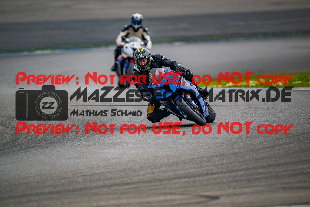 MaZZes_FotoMatrix_240702_6007705_8794 | ROT