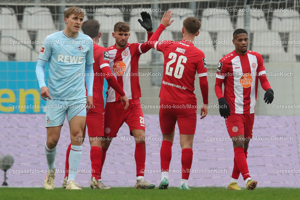 RWE06012401018 | 06.01.2024, Essen, Fußball, Herren, Stadion an der Hafenstraße, Testspiel, Rot-Weiss Essen – 1. FC Köln:  Torjubel nach dem 2:0 durch Leonardo Vonic (Rot-Weiss Essen). 
DFB regulations prohibit any use of photographs as image sequences and or quasi-video.