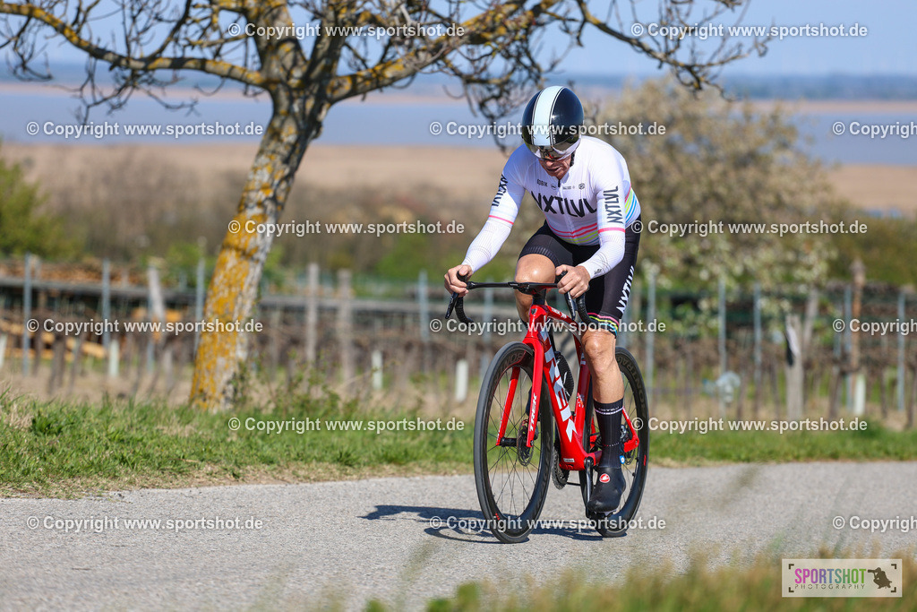 IMG_0049 | @sportshot_your_pictrs #yourpictures#roadtowm2029 #nrm #neusiedlerseeradmarathon #neusiedlersee #neusiedlerseetourismus #burgenland #mörbisch #nrm26 #burgenlandtourismus #voglundco #poweredbyburgenlandtourismus #radsport #rad #marathon #ucigranfondo #visitburgenland #ucigranfondoworldseries