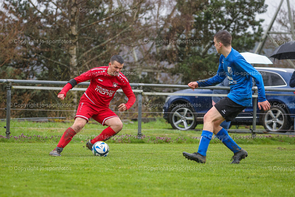 BQ3I5158 | 15.04.2023; kreisliga A Wetzlar; Rasenplatz Niederlemp; SpVgg Lemp - TSV Blasbach; Ergebnis: 0:1 (0:0)
